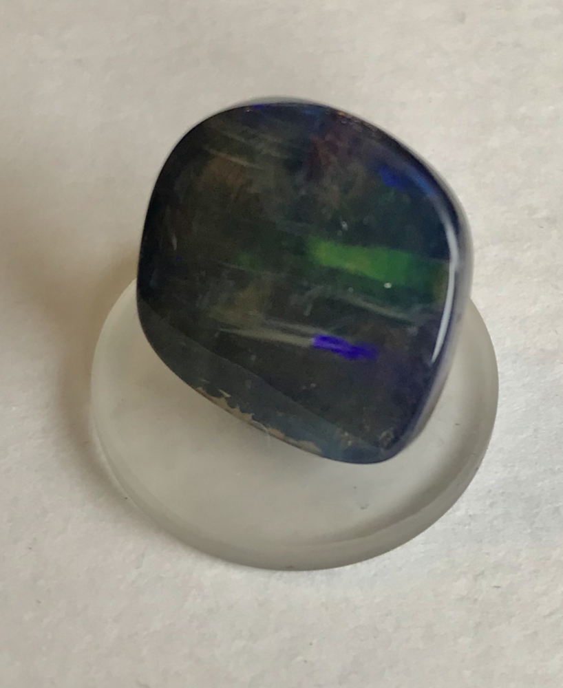 Boulder Opal Australien